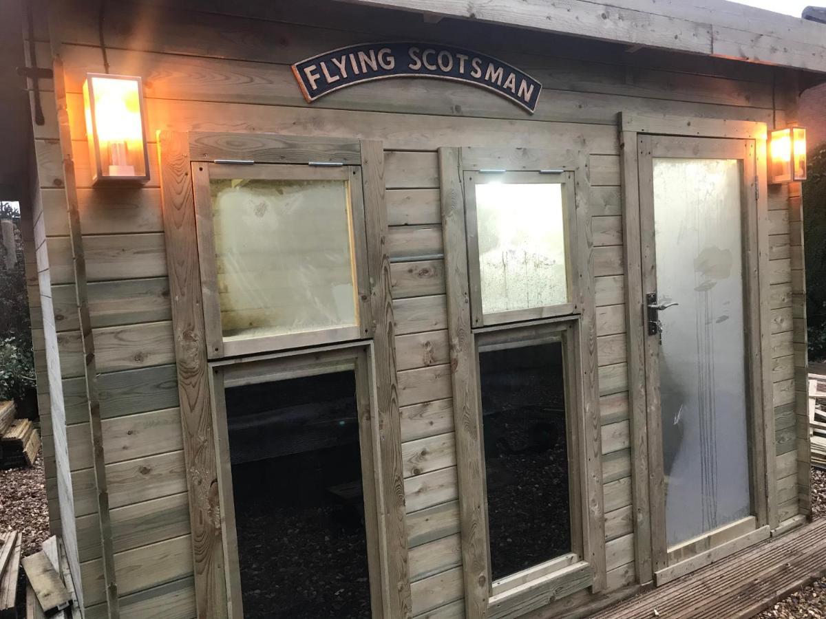 Hot Tub Hide Away Near Alton Towers Staffordshire Ξενοδοχείο Cheddleton Εξωτερικό φωτογραφία
