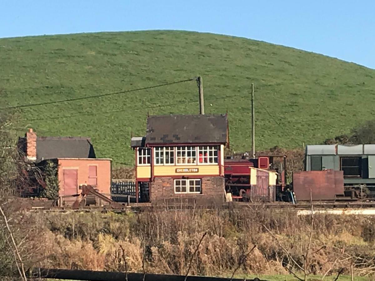Hot Tub Hide Away Near Alton Towers Staffordshire Ξενοδοχείο Cheddleton Εξωτερικό φωτογραφία